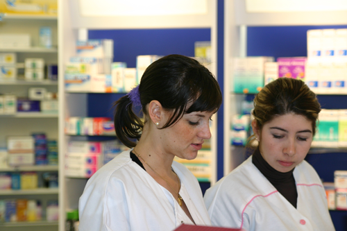 Farmaciste al bancone