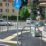Attraversamento su via Abba