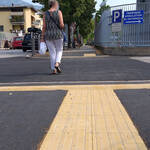 Marciapiede senza barriere in via Paolo Orsi