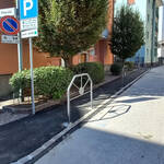 Nuovo marciapiede in via Pascoli