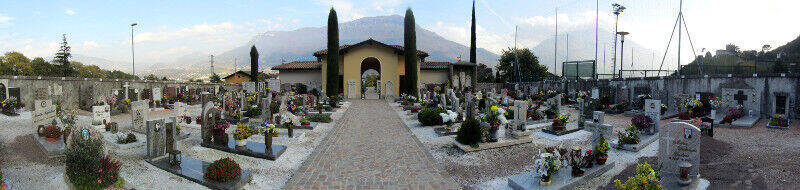 Panoramica cimitero di Ravina