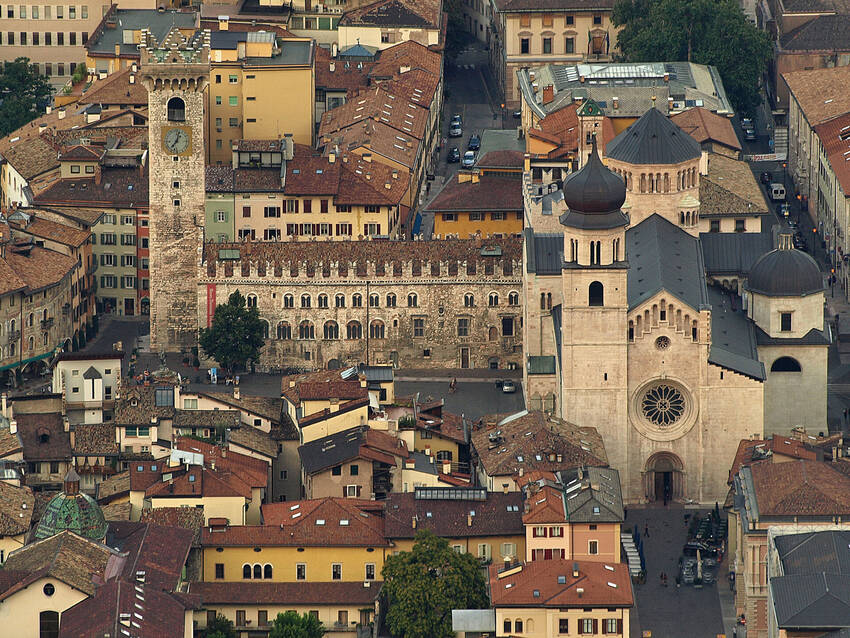 Piazza Duomo vista dall'alto (foto di Danilo Chiesa)