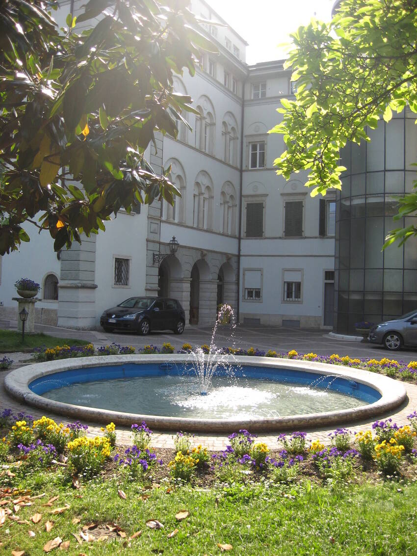 Gli angoli di Piazza Fiera  - Giardino Arcivescovado